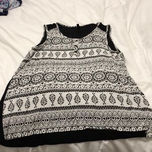 Sleeveless blouse